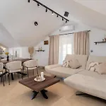 House Leonardo Ferienhaus *