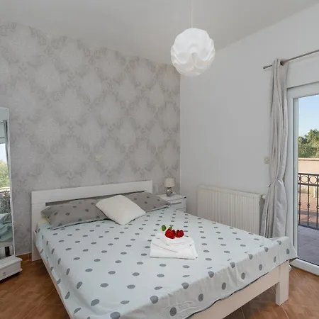 House Leonardo Holiday home