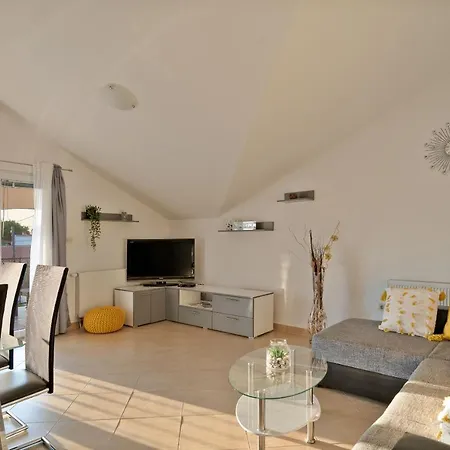 House Leonardo *