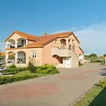 펜션 House Leonardo Galovac (Zadar)
