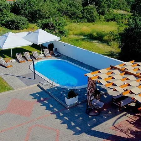 House Leonardo Дом отдыха