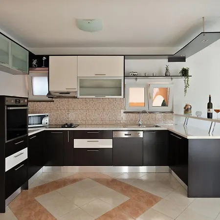 Дом отдыха House Leonardo Galovac (Zadar)