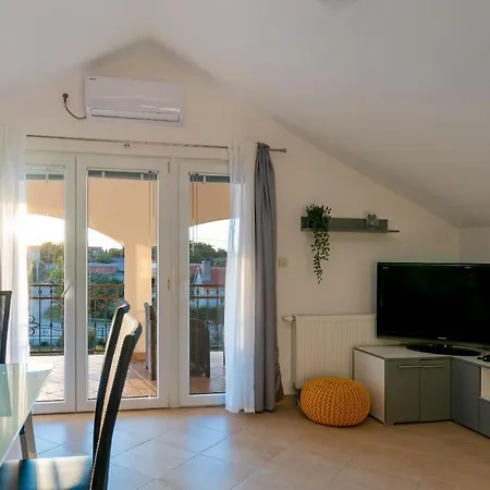 House Leonardo Дом отдыха