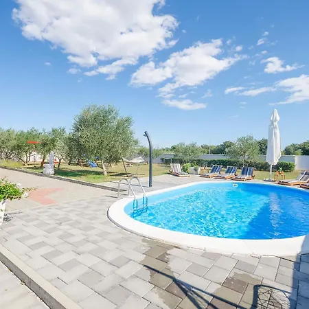 Apartamento Leonardo Galovac (Zadar)