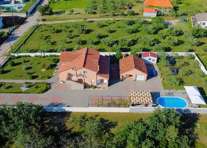 House Leonardo *