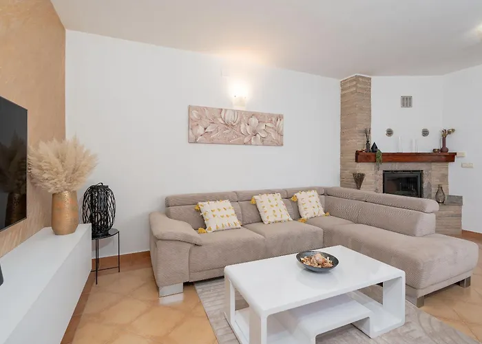 House Leonardo Dom wakacyjny Galovac (Zadar)